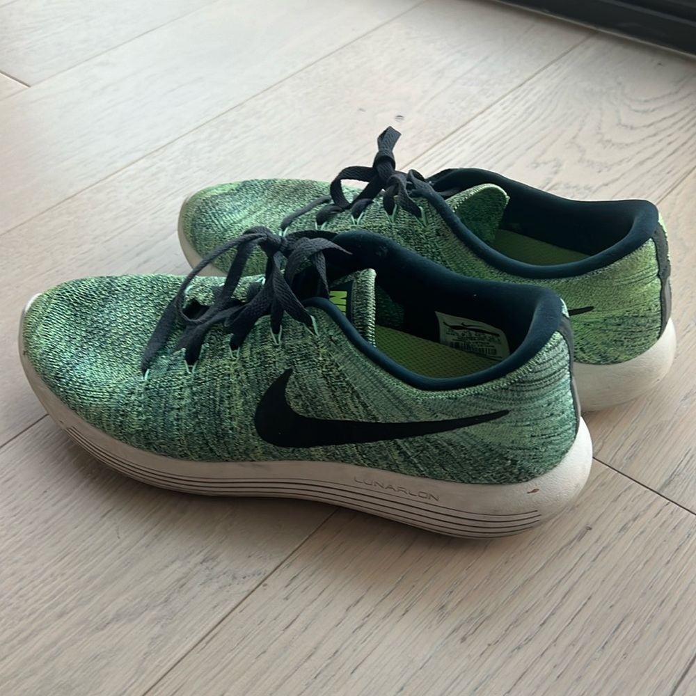 Nike Running Shoe Men Size 10.5